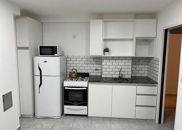 Departamento Centrico-46 N 326 Entre1Y2
